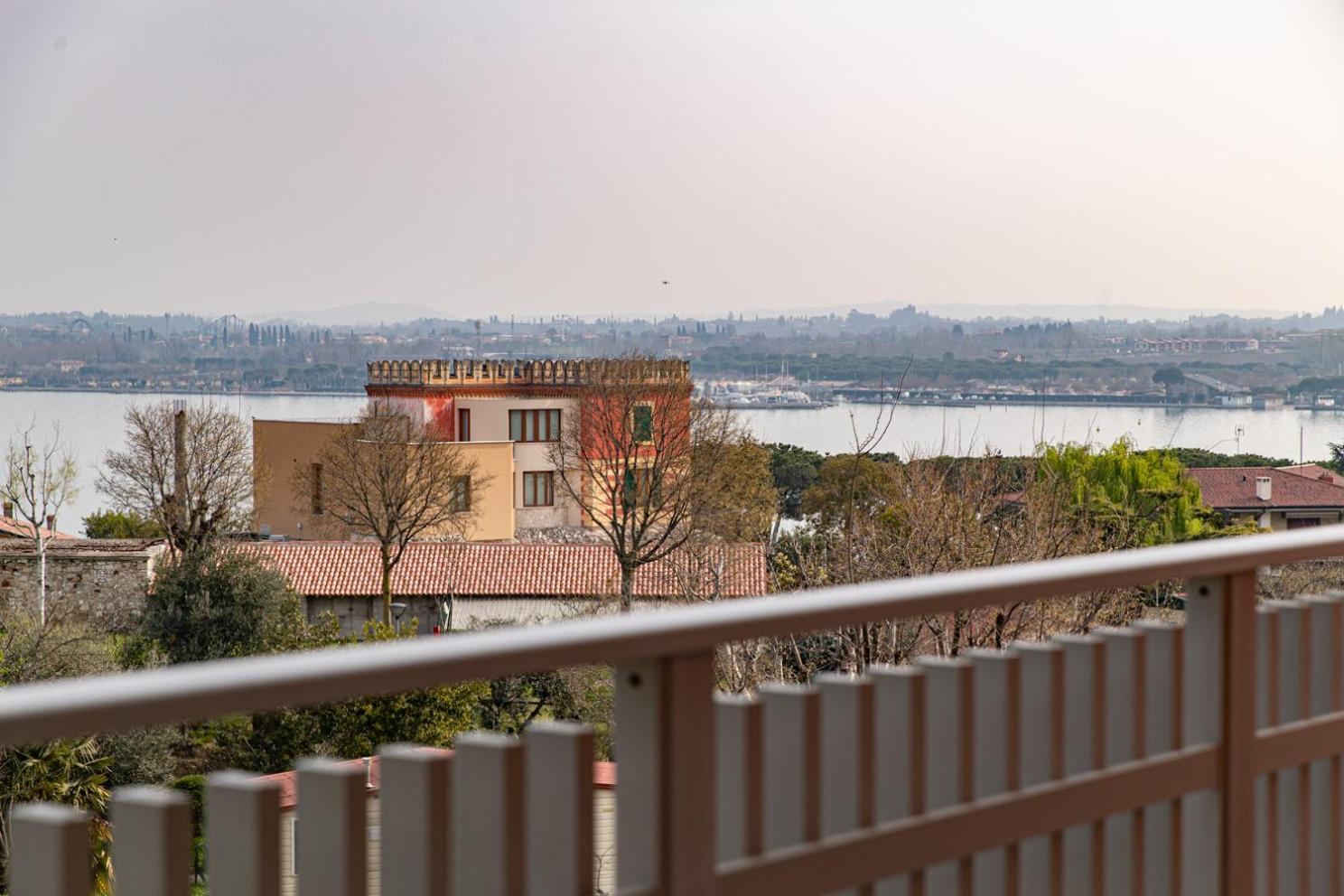 Apartment Prestige Garda - Ai Cappuccini *